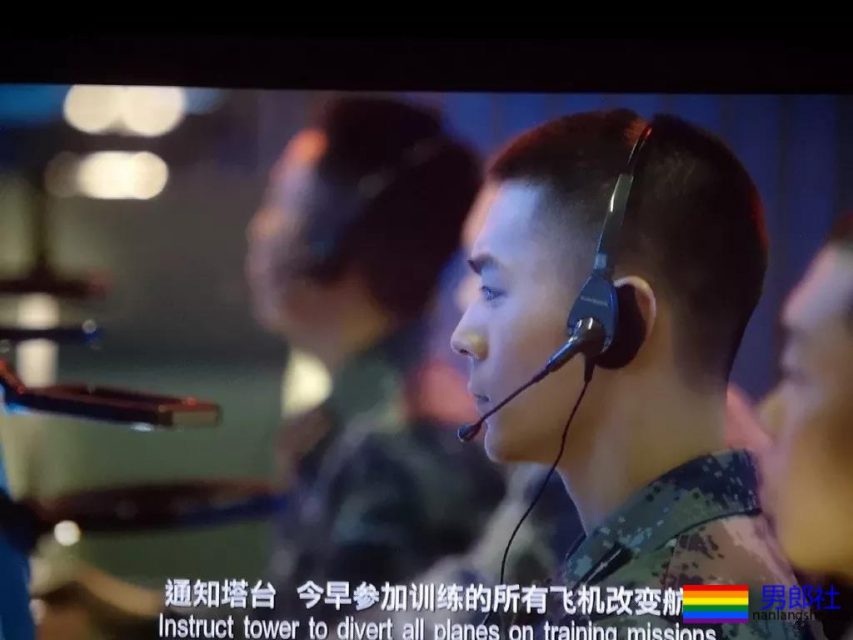 "寸头兵哥"和"号手兵哥"扒到了！这么帅，谁扛得住啊！ - 51虹马