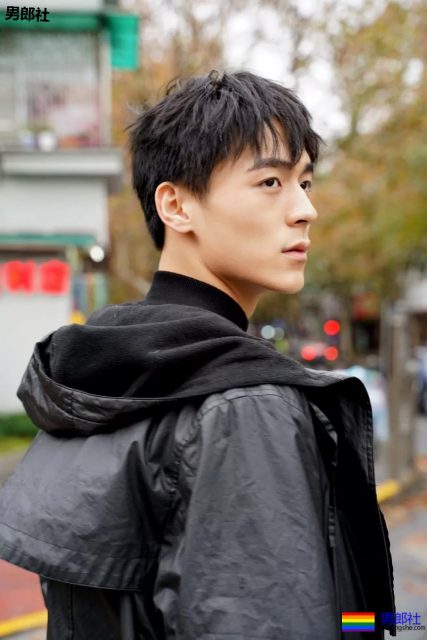 "寸头兵哥"和"号手兵哥"扒到了！这么帅，谁扛得住啊！ - 51虹马