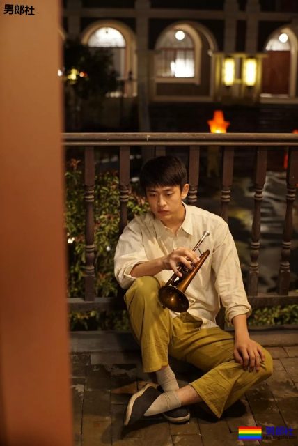 "寸头兵哥"和"号手兵哥"扒到了！这么帅，谁扛得住啊！ - 51虹马