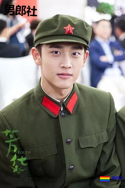 "寸头兵哥"和"号手兵哥"扒到了！这么帅，谁扛得住啊！ - 51虹马