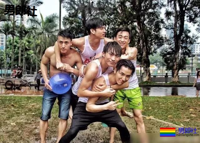 中国男团有多难？95后肌肉男退团后竟卖内衣！ - 51虹马