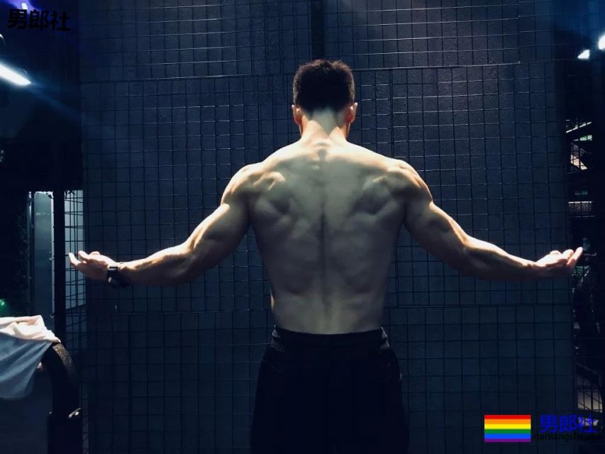 中国男团有多难？95后肌肉男退团后竟卖内衣！ - 51虹马