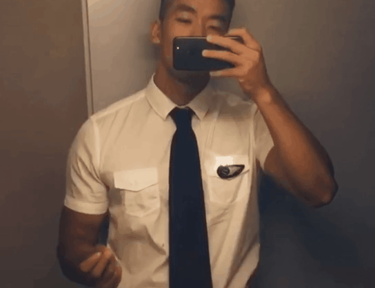 超帅正装机长爆红网络，这筋肉身材实在是太Man了！ - 51虹马