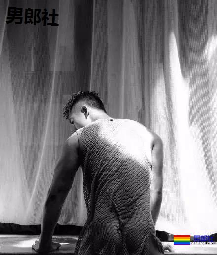 超帅肌肉体育生,太好看了趴! - 51虹马 超帅肌肉体育生,太好看了趴! - 51虹马