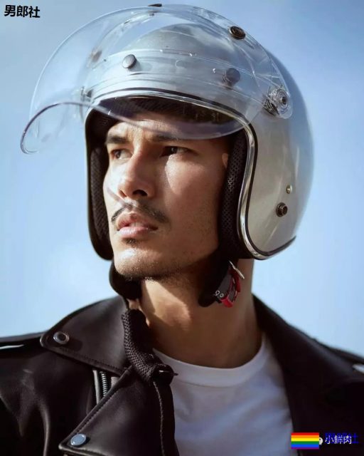 男星拍泼水节海报被指掉价?醒醒吧,认错人了! - 51虹马 男星拍泼水节海报被指掉价?醒醒吧,认错人了! - 51虹马