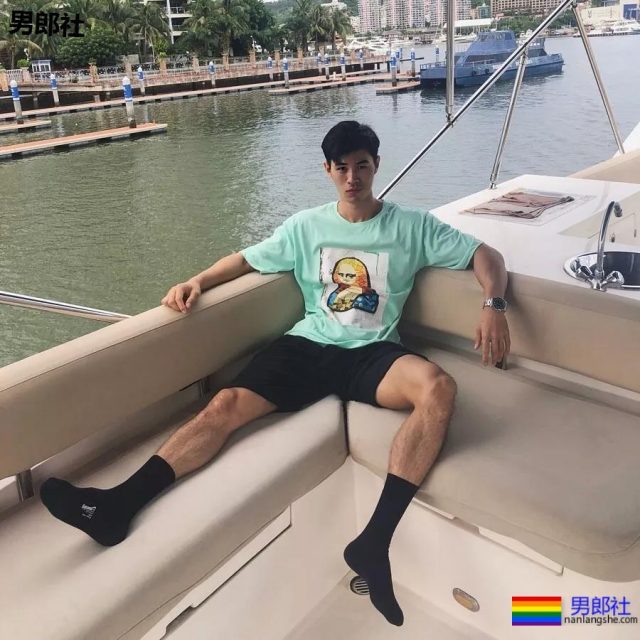 长腿筋肉小狼狗，下一任男朋友就是他了！ - 51虹马