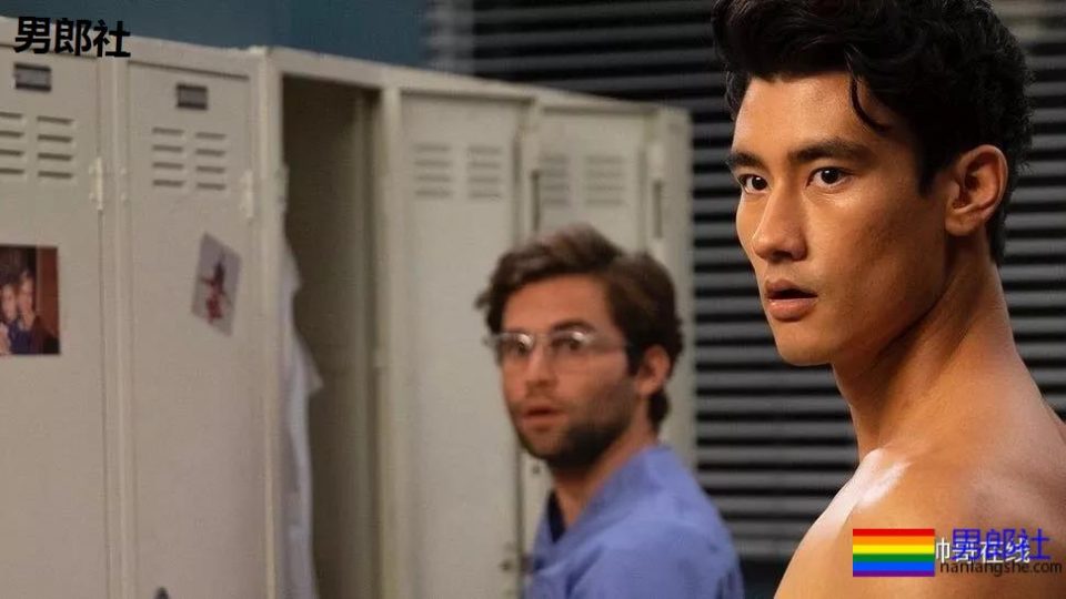 强吻男同事的帅气肌肉医生,变身夜场儛男!这个天菜尤物我又可以了! - 51虹马 强吻男同事的帅气肌肉医生,变身夜场儛男!这个天菜尤物我又可以了! - 51虹马