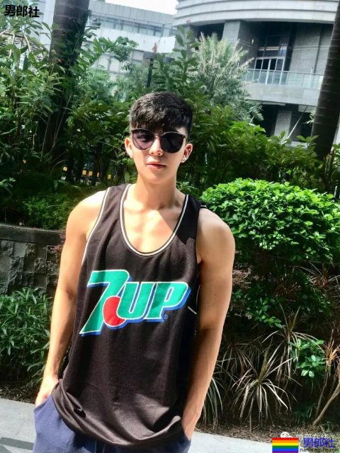 00年偷心小狼狗，这么帅爱了！ - 51虹马