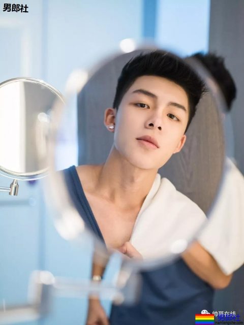 00年偷心小狼狗，这么帅爱了！ - 51虹马