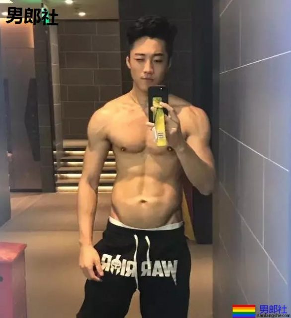 有颜，有才的超级天菜帅哥，时尚男模大秀好身材 - 51虹马