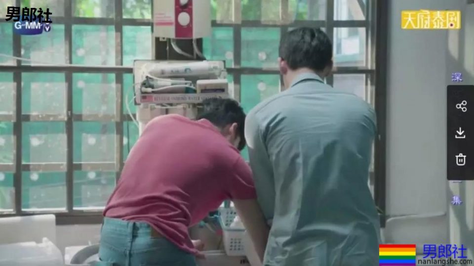 车震夫夫大修恩爱！老攻别这样，旁边有人！ - 51虹马