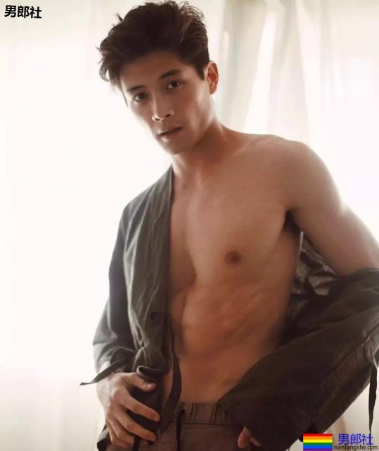 超A狼狗系！双人床照自拍曝光！ - 51虹马