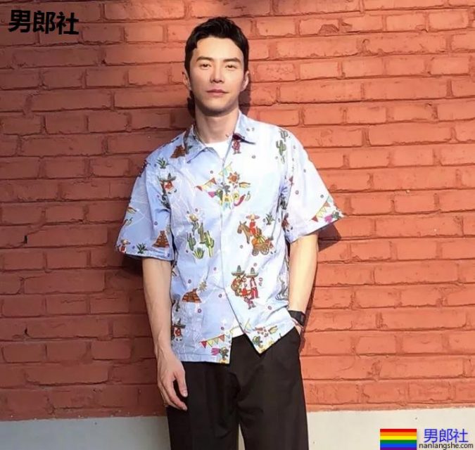 大鼻子肌肉帅穿上正装如此性感,脱掉正装后超有料 - 51虹马 大鼻子肌肉帅穿上正装如此性感,脱掉正装后超有料 - 51虹马