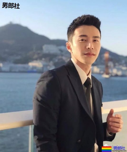 大鼻子肌肉帅穿上正装如此性感,脱掉正装后超有料 - 51虹马 大鼻子肌肉帅穿上正装如此性感,脱掉正装后超有料 - 51虹马