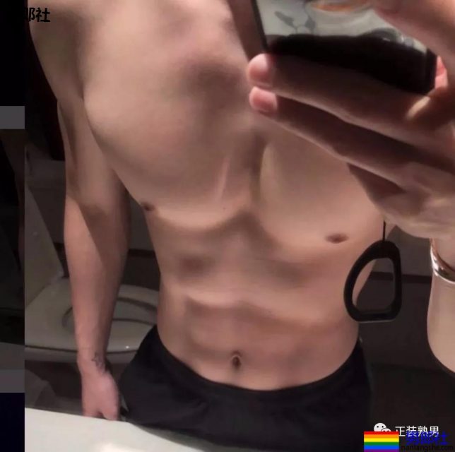 大鼻子肌肉帅穿上正装如此性感,脱掉正装后超有料 - 51虹马 大鼻子肌肉帅穿上正装如此性感,脱掉正装后超有料 - 51虹马