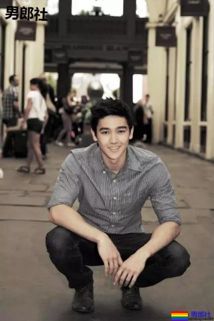 92年粗大混血天菜小鲜肉 进可攻退可受 - 51虹马