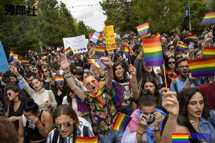 科索沃数千人庆祝骄傲巡游 - 51虹马 科索沃数千人庆祝骄傲巡游 - 51虹马