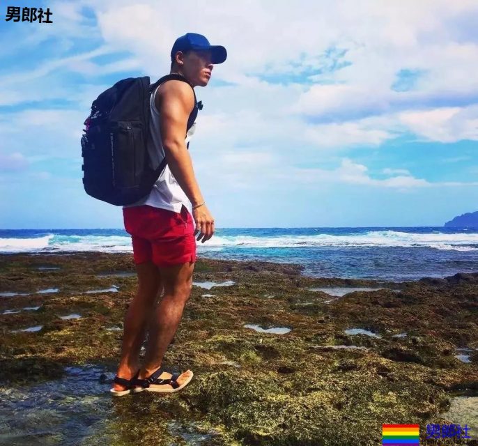 撩衣服秀肌肉的健身教练终于扒到了! - 51虹马 撩衣服秀肌肉的健身教练终于扒到了! - 51虹马