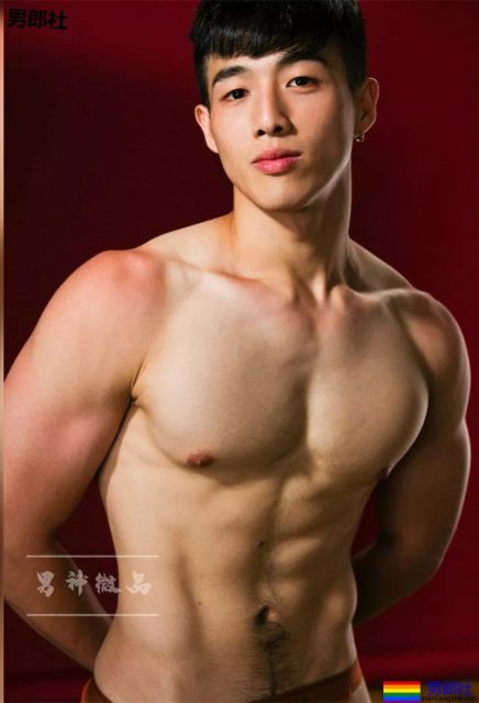 白净斯文高大的打庄肌体育生，是初恋般的感觉！ - 51虹马