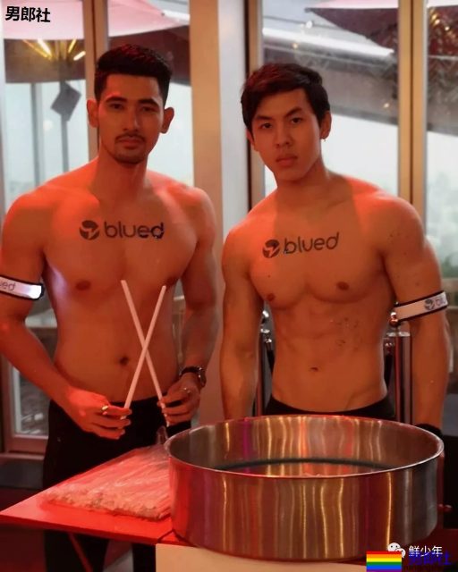 后台穿小裤裤现场流出,下海拍片? - 51虹马 后台穿小裤裤现场流出,下海拍片? - 51虹马