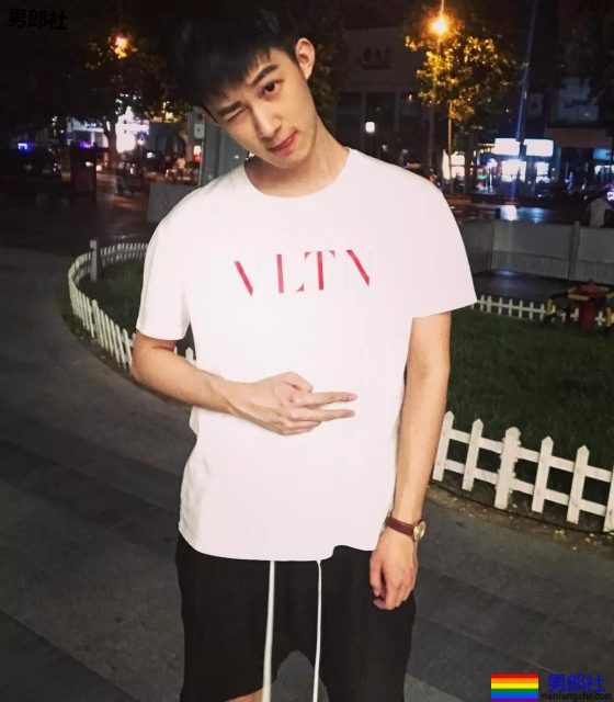 阳光又甜帅，这个小奶狗真是太阔耐了！-51虹马