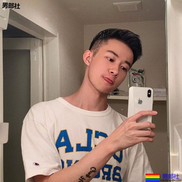 阳光又甜帅，这个小奶狗真是太阔耐了！ - 51虹马