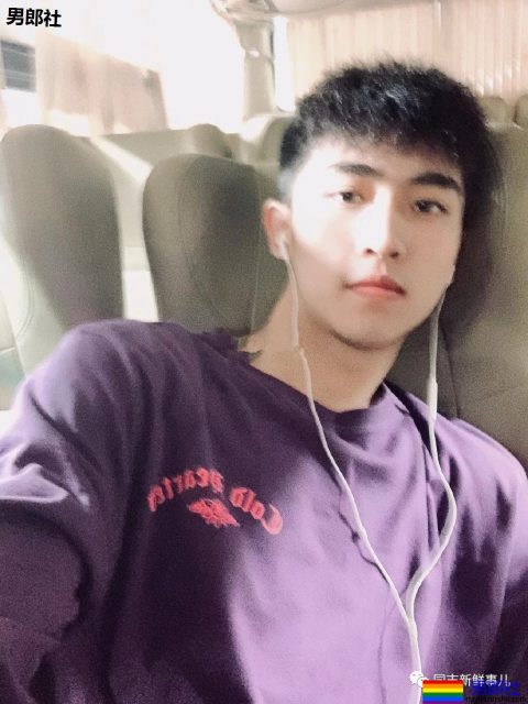 西安体院00后帅哥：193CM的校草级篮球体育生 - 51虹马