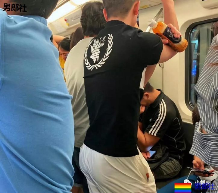 街头巷尾的野生小哥哥，这颜值这身材丝毫不输刘昊然李现？！ - 51虹马