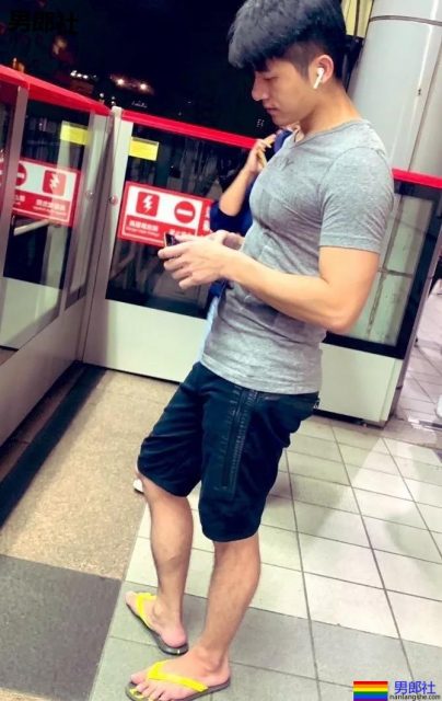 野生肌肉帅哥"食用指南"！生活中的素颜男神，我又恋爱了! - 51虹马