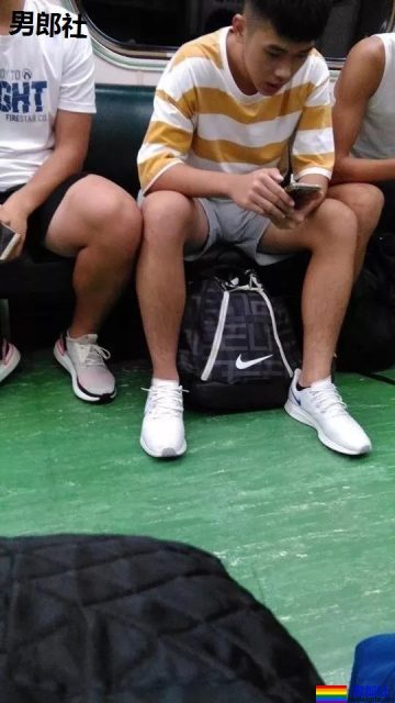 野生肌肉帅哥"食用指南"！生活中的素颜男神，我又恋爱了! - 51虹马