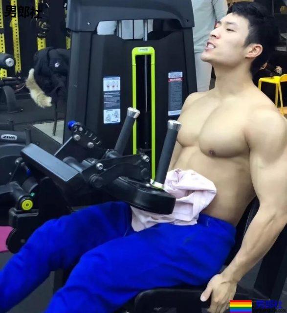 野生肌肉帅哥"食用指南"！生活中的素颜男神，我又恋爱了! - 51虹马