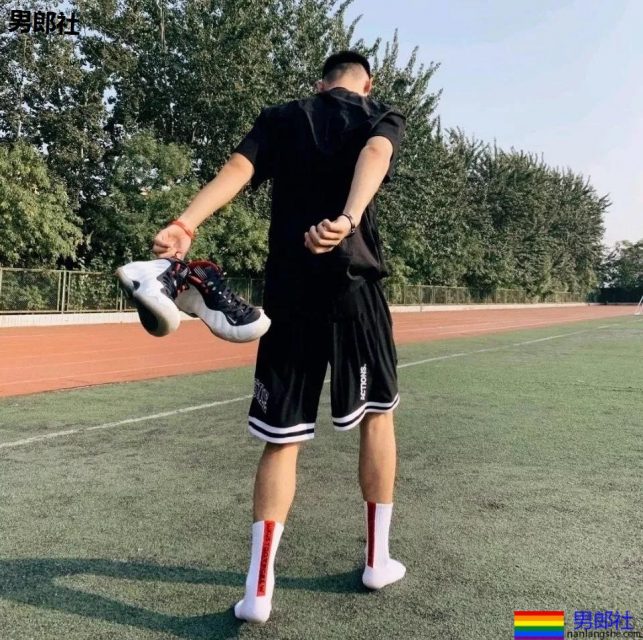 野生肌肉帅哥"食用指南"！生活中的素颜男神，我又恋爱了! - 51虹马