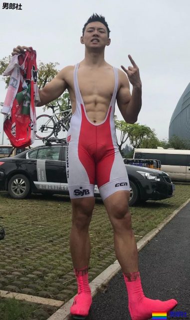 野生肌肉帅哥"食用指南"！生活中的素颜男神，我又恋爱了! - 51虹马