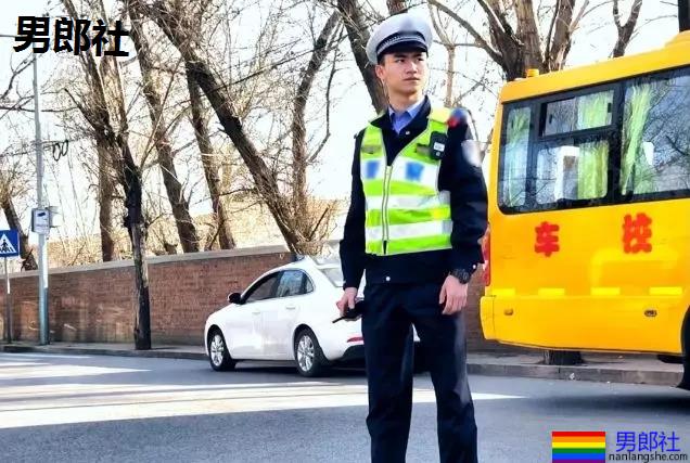 警察学院里到底藏着多少神仙颜值的帅哥？ - 51虹马