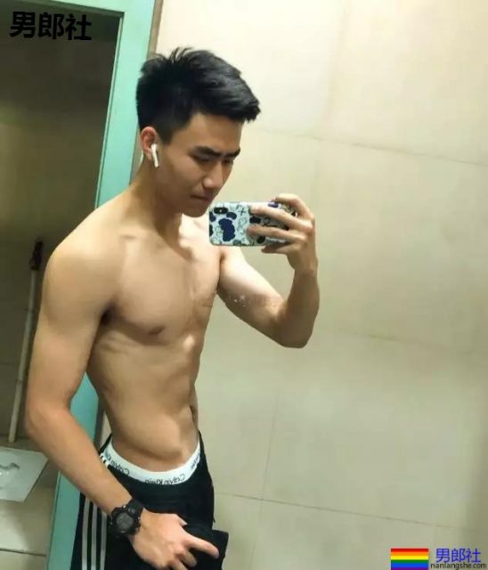 警察学院里到底藏着多少神仙颜值的帅哥？ - 51虹马