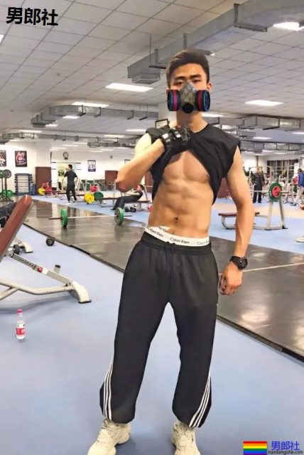 警察学院里到底藏着多少神仙颜值的帅哥？ - 51虹马