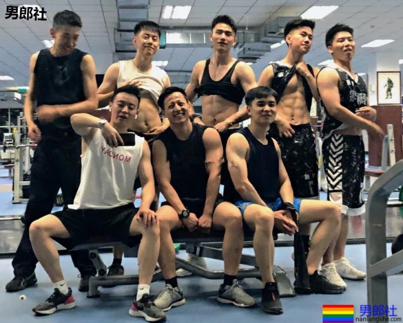 警察学院里到底藏着多少神仙颜值的帅哥？ - 51虹马