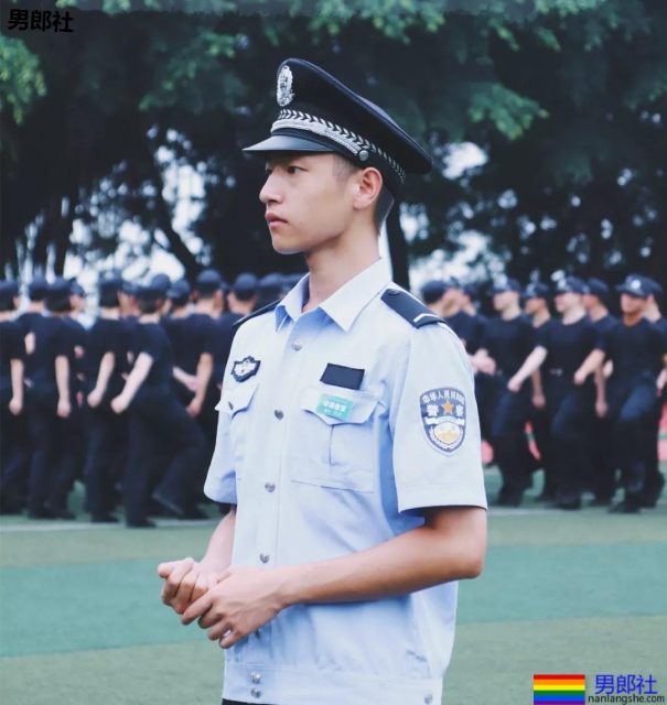 警察学院里到底藏着多少神仙颜值的帅哥？ - 51虹马