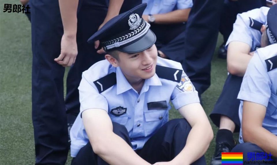 警察学院里到底藏着多少神仙颜值的帅哥？ - 51虹马