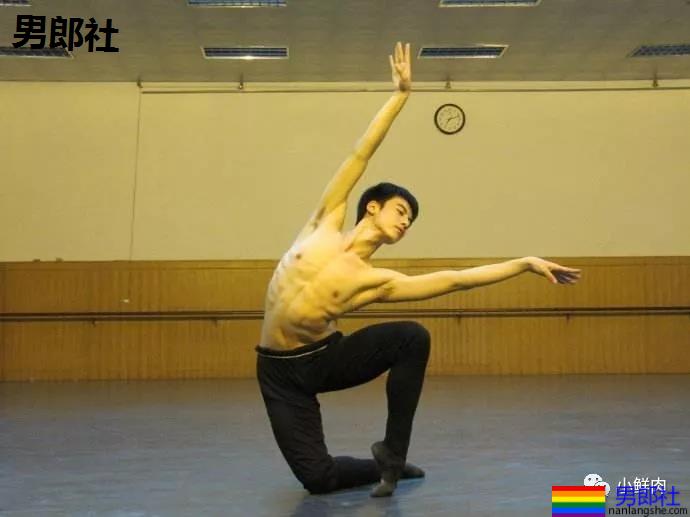 硬实力不输杨洋，军艺双子星之一的他终于火了！ - 51虹马