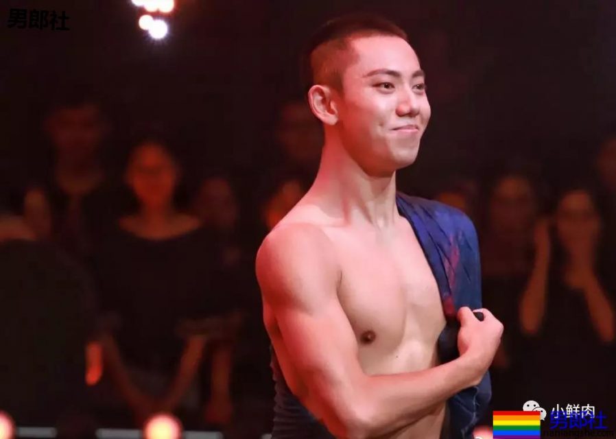 硬实力不输杨洋，军艺双子星之一的他终于火了！ - 51虹马