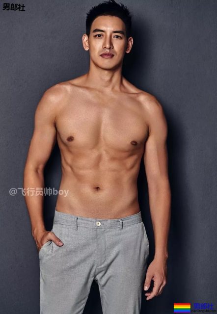 王菊189CM的肌肉健身私教，微博公开找金主爸爸？ - 51虹马