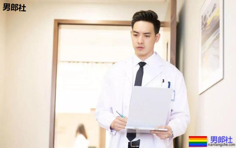 王菊189CM的肌肉健身私教，微博公开找金主爸爸？ - 51虹马