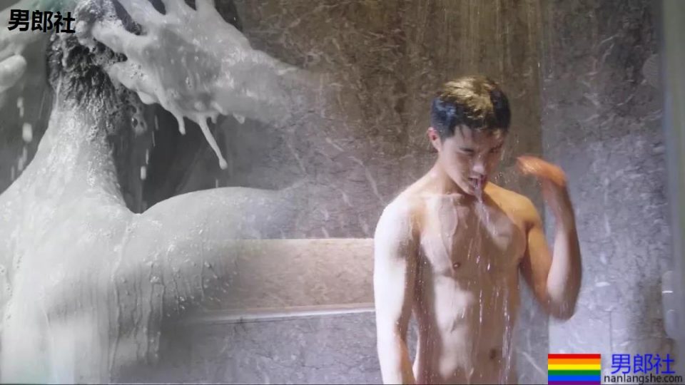 姜潮金瀚一起洗澡上热搜!?都是壮硕肌肉男,你盯谁? - 51虹马 姜潮金瀚一起洗澡上热搜!?都是壮硕肌肉男,你盯谁? - 51虹马