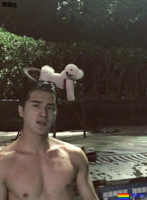 姜潮金瀚一起洗澡上热搜!?都是壮硕肌肉男,你盯谁? - 51虹马 姜潮金瀚一起洗澡上热搜!?都是壮硕肌肉男,你盯谁? - 51虹马