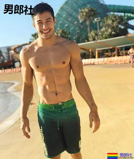 军运会巴西吴彦祖火了,又有基友翻出了他的网盘视频?! - 51虹马 军运会巴西吴彦祖火了,又有基友翻出了他的网盘视频?! - 51虹马