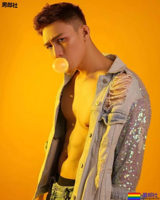 硬盘男神TOP1!视频被曝你看过没? - 51虹马 硬盘男神TOP1!视频被曝你看过没? - 51虹马