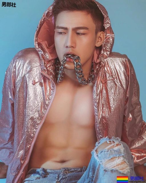 硬盘男神TOP1!视频被曝你看过没? - 51虹马 硬盘男神TOP1!视频被曝你看过没? - 51虹马