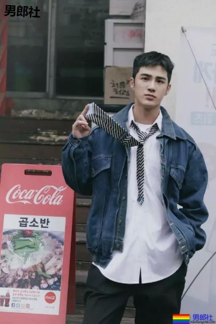 姜潮新剧上演浴室戏，变身肌肉爸爸的他身材更棒了 - 51虹马