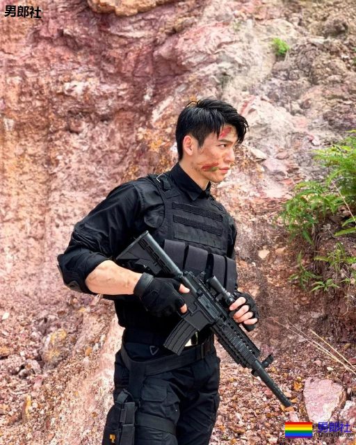 大胸肌男星都脱脱脱了!除了萧亚轩的小男友,他们也很可口! - 51虹马 大胸肌男星都脱脱脱了!除了萧亚轩的小男友,他们也很可口! - 51虹马